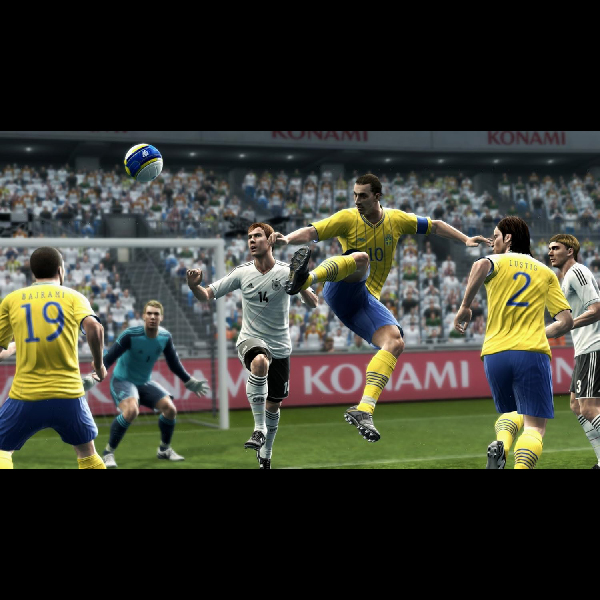 
                                      ワールドサッカー ウイニングイレブン2013｜
                                      コナミ｜                                      プレイステーション3 (PS3)                                      のゲーム画面